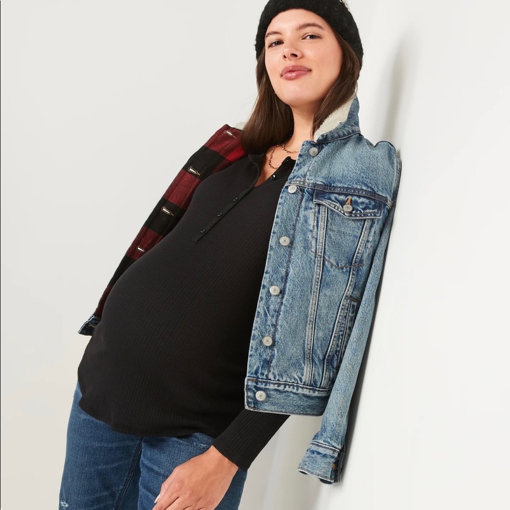 MATERNITY (3) Neutral Ribbed Henleys